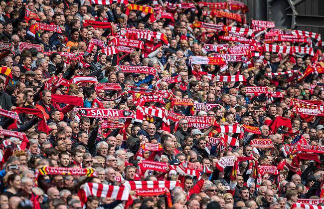 武磊受邀出席上海徐汇区足球超级联赛开幕式，并宣布比赛开幕（武磊出席上海徐汇区足球超级联赛开幕式并宣布开赛）