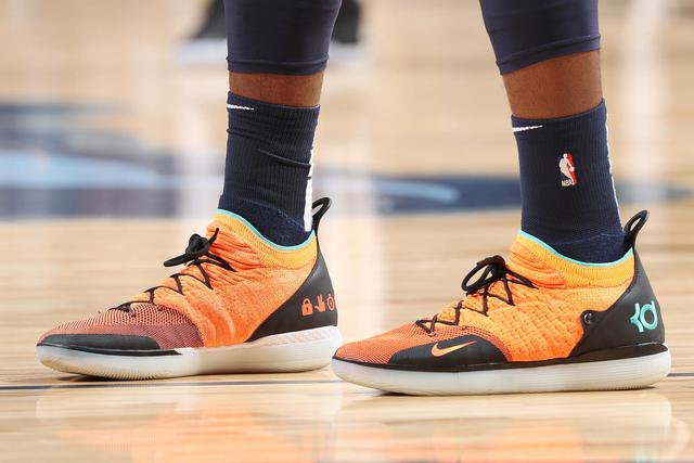 西班牙人董事：球队赛季目标为跻身前六，业务收入达到1亿欧（西班牙人高层：冲击联赛前六，营收力争突破1亿欧元）