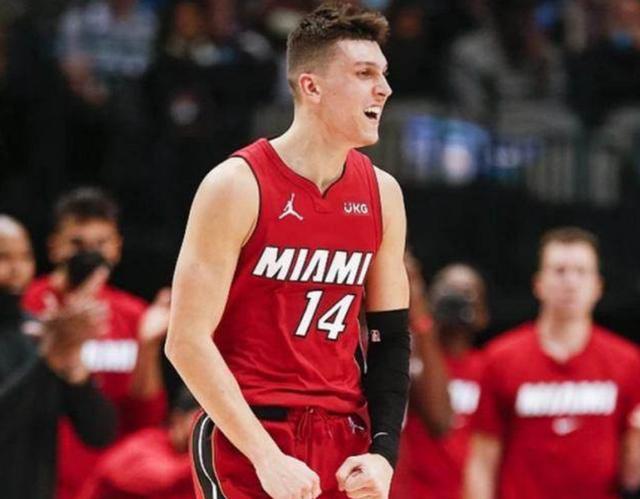 久保建英：堂安律的进球非常漂亮，这种处理方式正是他擅长的（久保建英盛赞堂安律精彩破门：这种处理正合其所长）