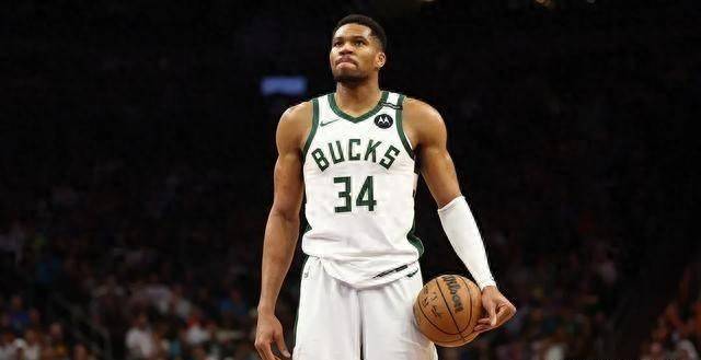 记者：出场时间过少，埃切维里要求曼城终止在药厂的租借合同（因出场机会稀少，埃切维里请求曼城提前终止其在勒沃库森的租借）