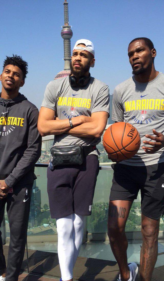 巴萨连续36场西甲进球，追平队史第三长纪录（巴萨西甲36连场破门，追平队史第三长纪录）