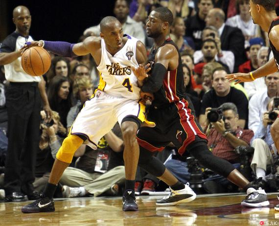 发布仅4个小时后，梅西造访诺坎普社媒动态点赞已突破1000万（发布4小时，梅西造访诺坎普动态点赞突破千万）