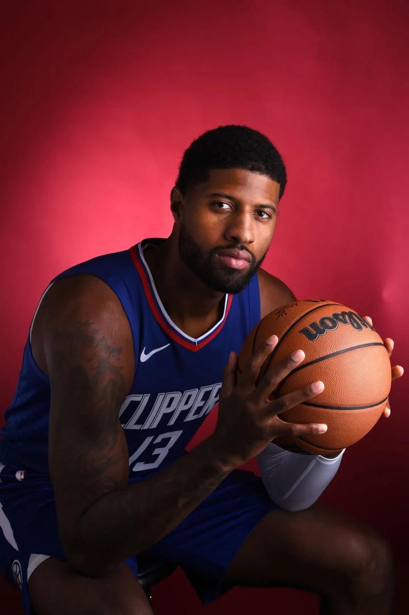 德转盘点本赛季最令人失望球队：佛罗伦萨、森林、纽卡上榜（德转评选赛季失意球队：佛罗伦萨、森林、纽卡在列）