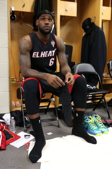 0-3不敌拜仁，勒沃库森连续37场德甲客场不败纪录遭终结（拜仁3-0击败勒沃库森，德甲客场37场不败纪录终止）