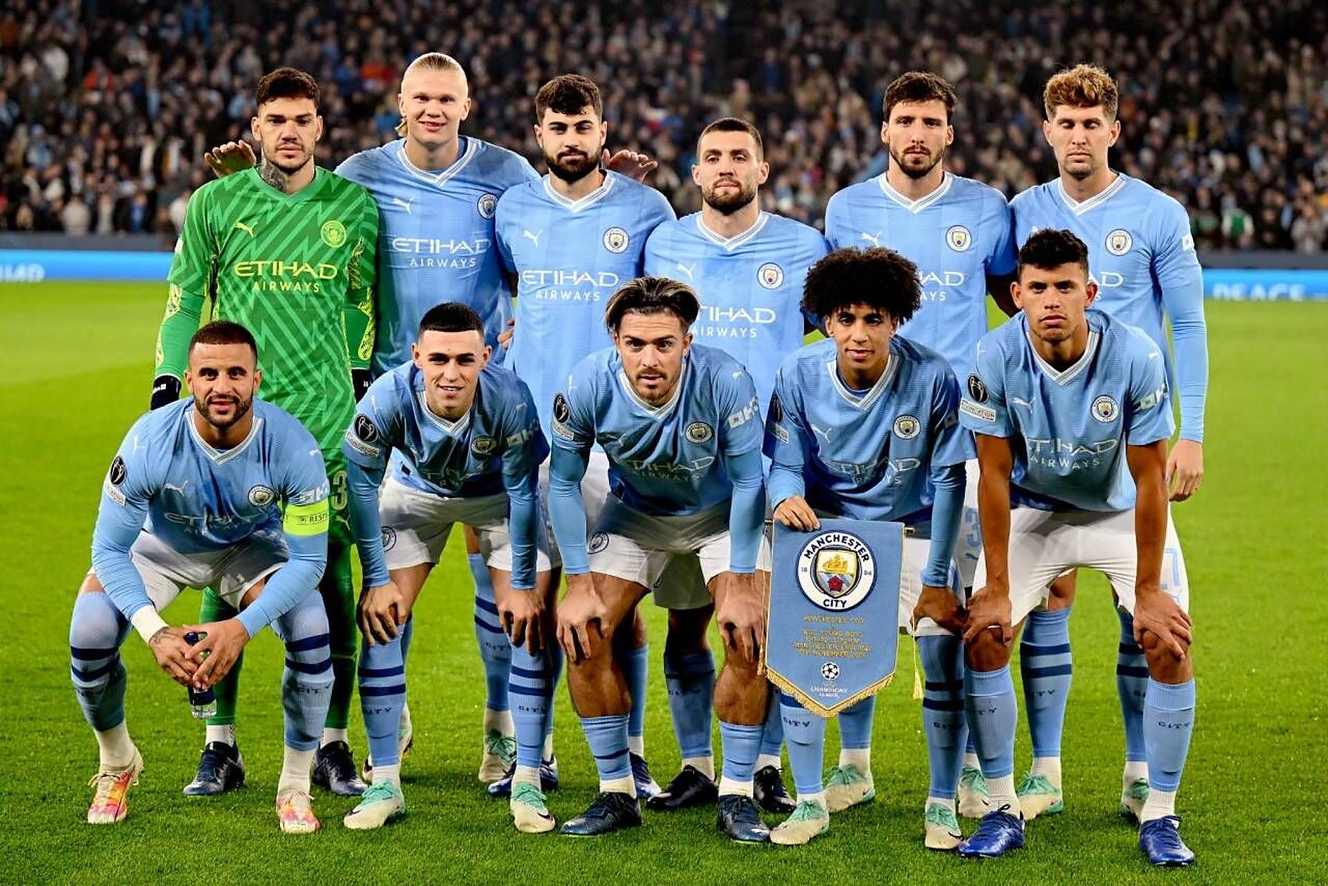 热议国安输球：下半场人员配置有问题；下赛季亚冠前景不乐观（国安失利引发热议：下半场用人存疑，来季亚冠前景堪忧）