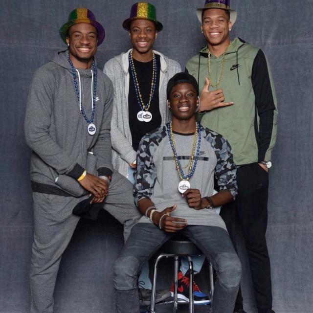 NBA每日最佳：伦纳德41分创个人赛季新高，弗拉格30+准三双（NBA今日看点：伦纳德轰41分创赛季新高，弗拉格30+准三双）